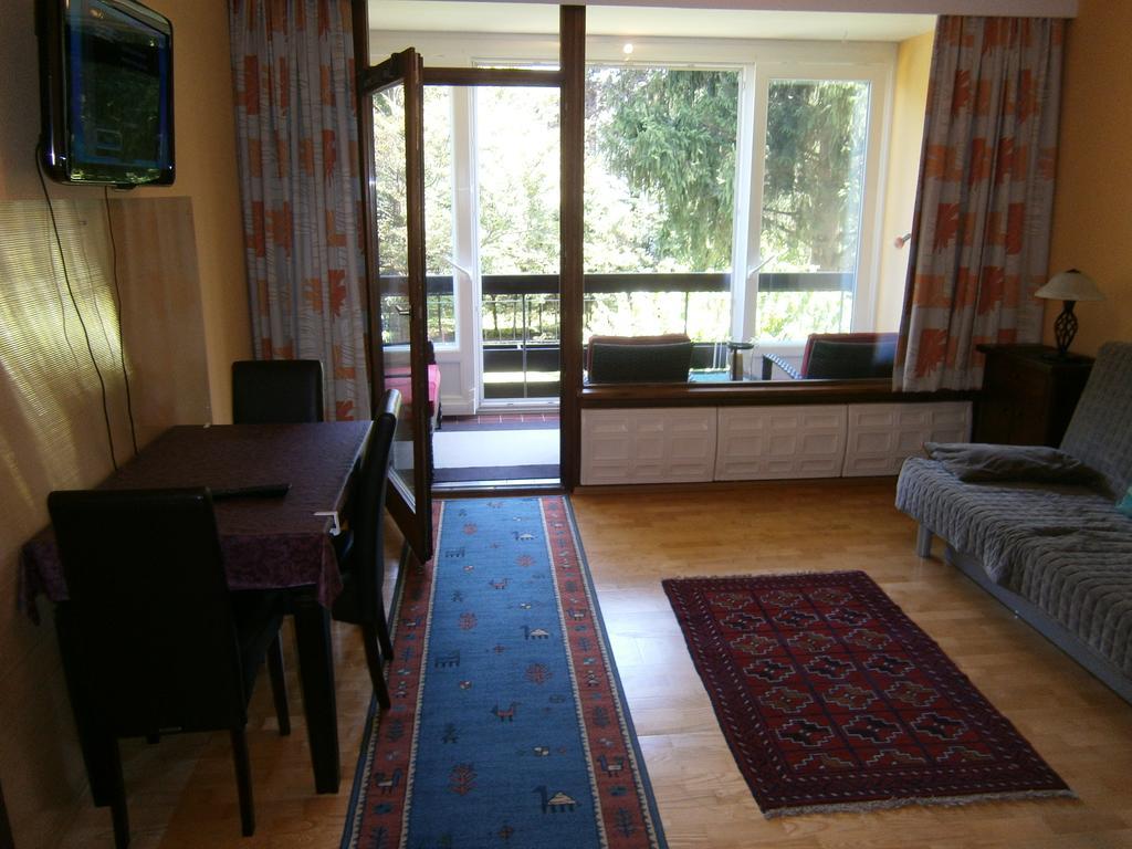 Ferienwohnung "Isidora" Villach Bagian luar foto