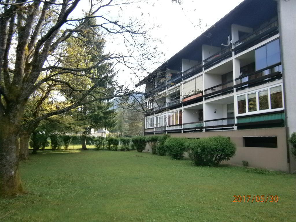 Ferienwohnung "Isidora" Villach Bagian luar foto